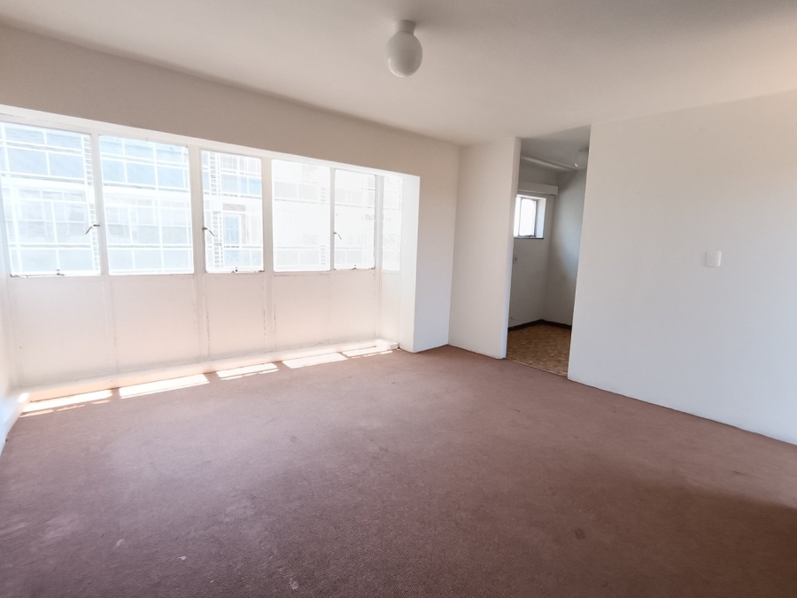 1 Bedroom Property for Sale in Bloemfontein Free State